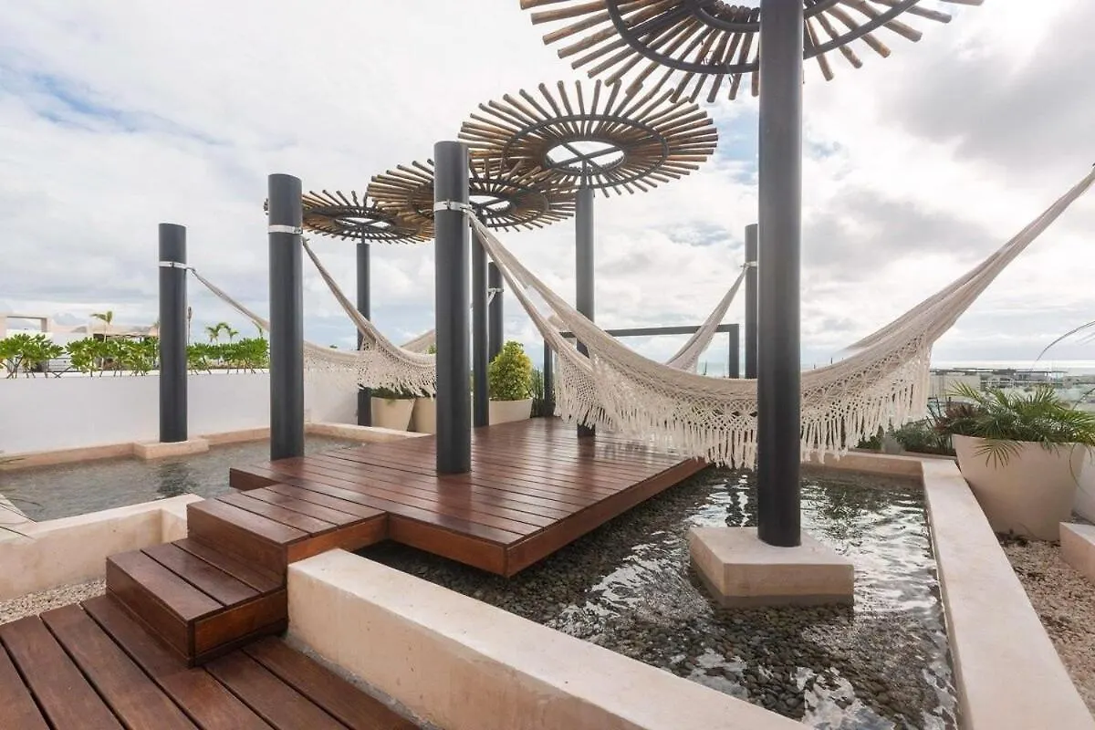 Moderno Estudio Increible Roof Pool & Gym Quinta Av Playa del Carmen