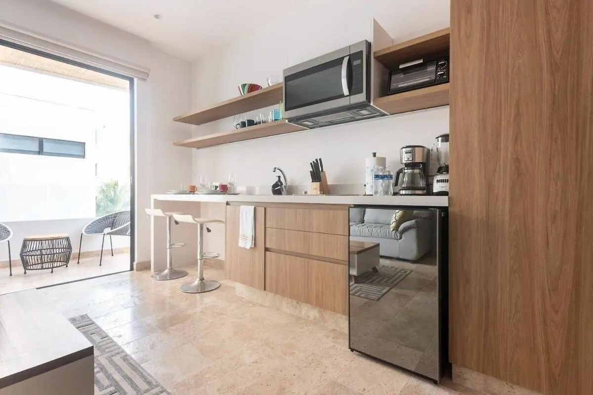Moderno Estudio Increible Roof Pool & Gym Quinta Av Playa del Carmen Apartment